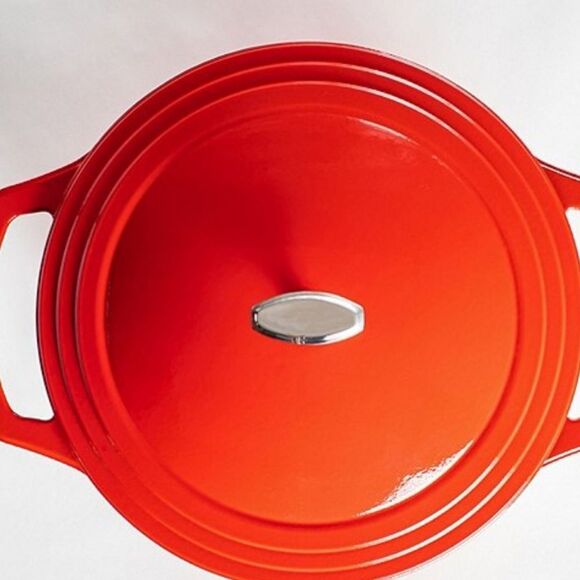 Lodge USA Cast Iron Enameled Round Dutch Oven- 7.5QT - Picture 3 of 10